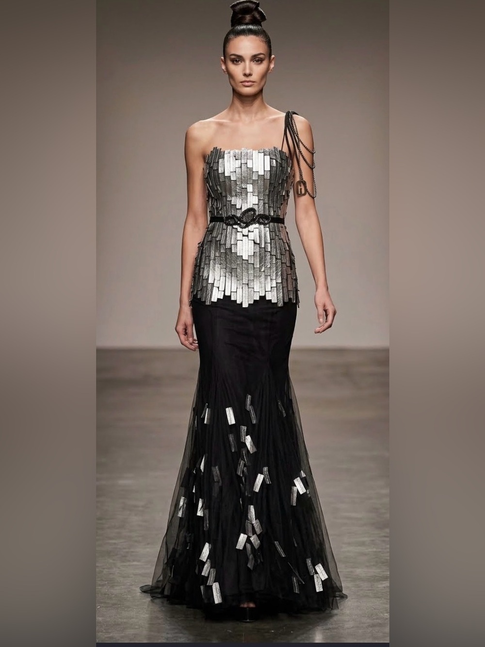 Gatti Nolli Silver Fringe Maxi Gown Size M NWT